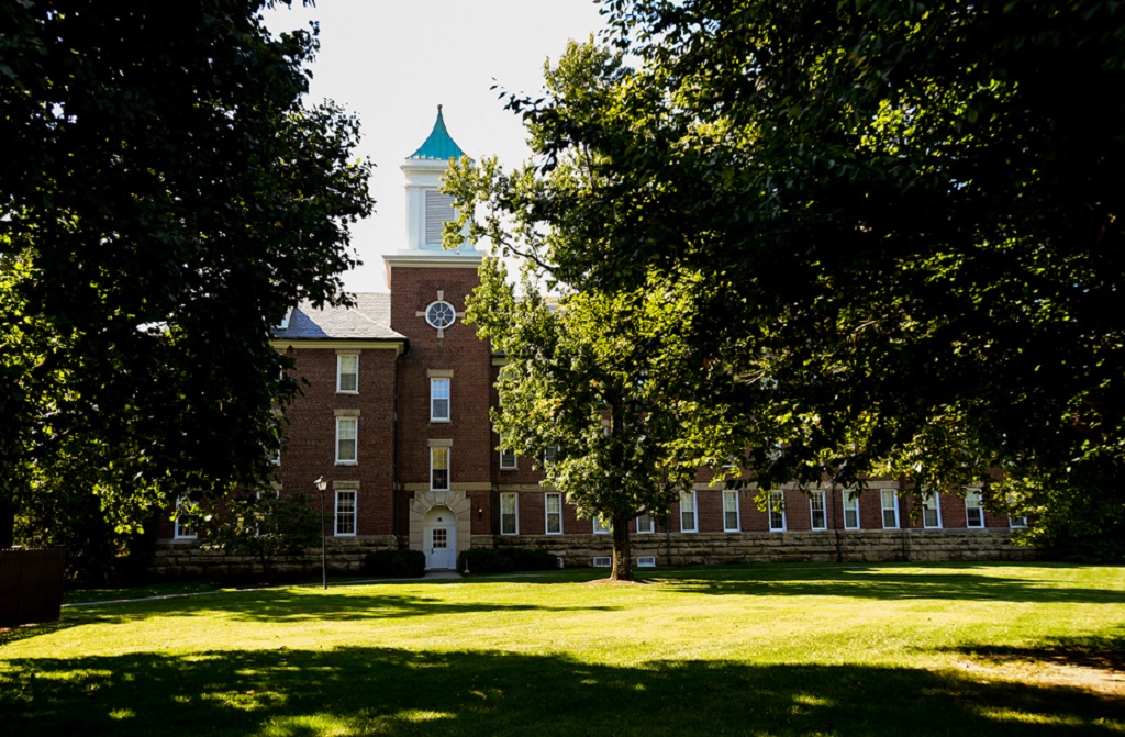 The front of Breckinridge Hall at Centre College.